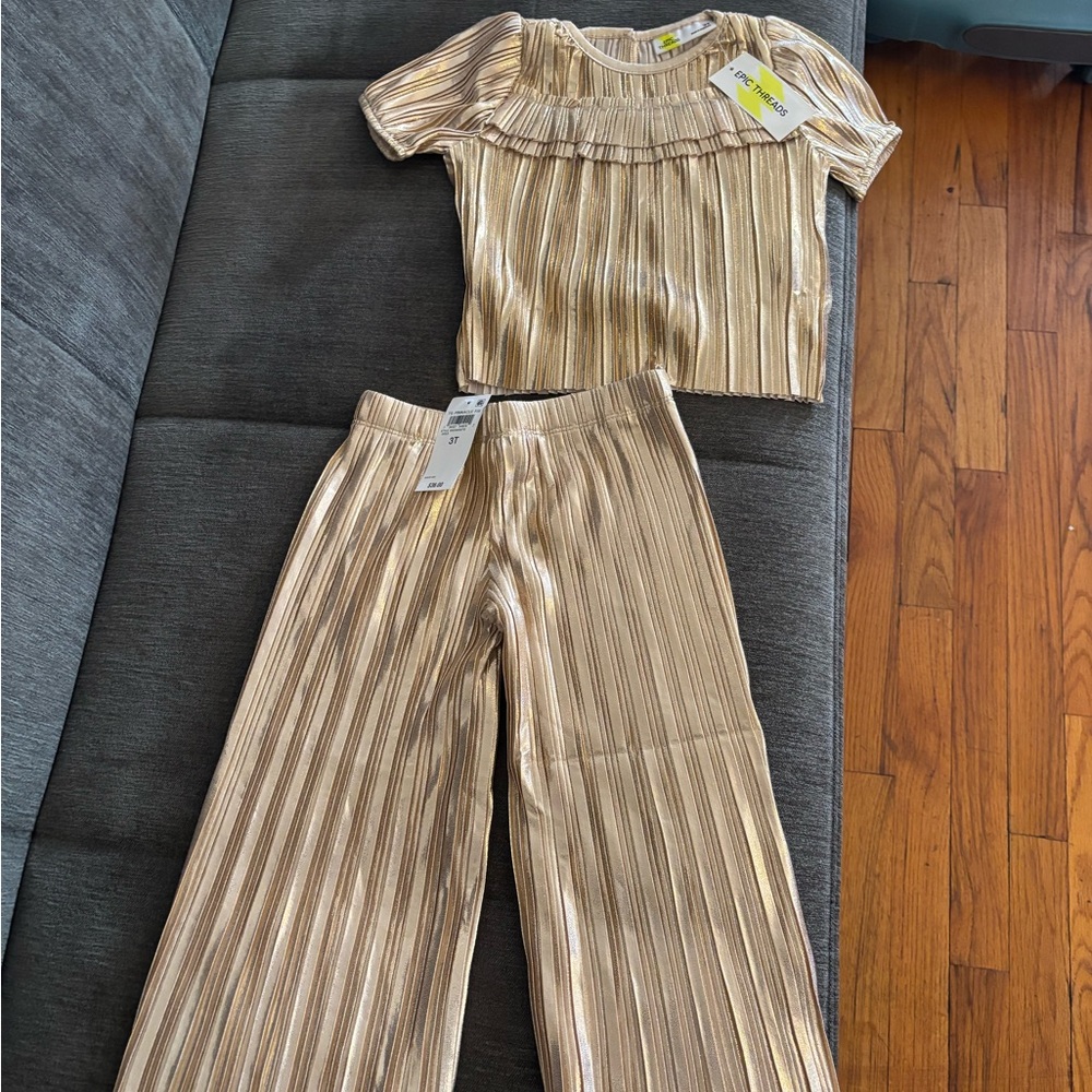 Epic Threads Metallic Gold Pleated Wide-Leg Matching Set